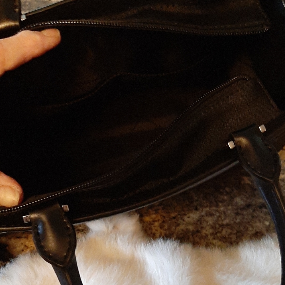 Authentic Michael Kors - Picture 7 of 10